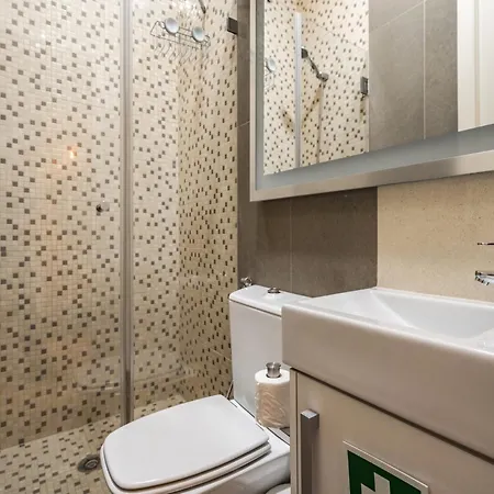 Akicity Arroios Fulvous * Lissabon